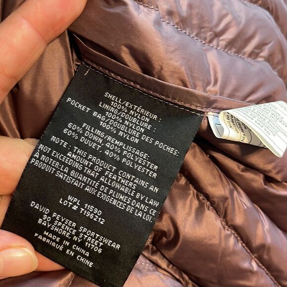 NEW. nylon puffer jacket . PACKABLE. 60% Down!!! NEW - Picture 5 of 5